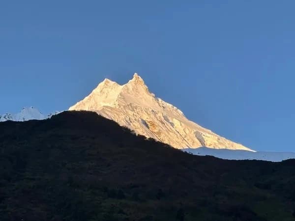 Manaslu peak at sunrise - EBC vs Manaslu Circuit trek comparison