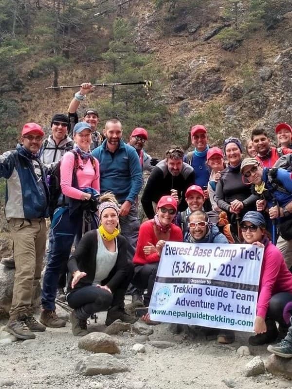 everest-trek.jpg