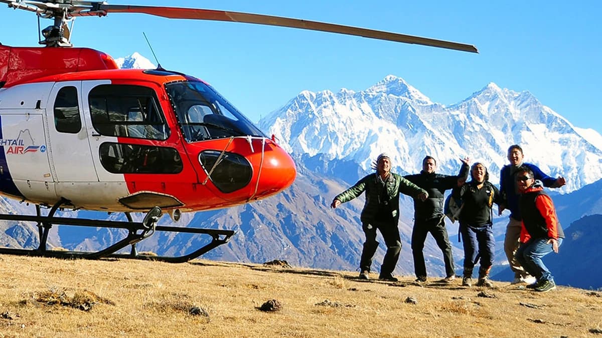 EVEREST BASE CAMP TREK HELICOPTER RETURN
