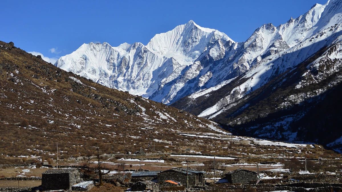 LANGTANG TREK COST