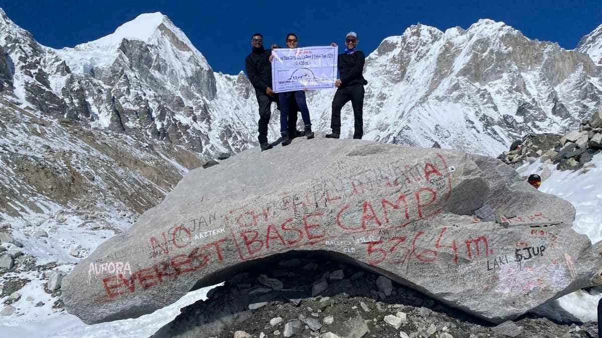 Everest Base Camp Trek – 15 Days