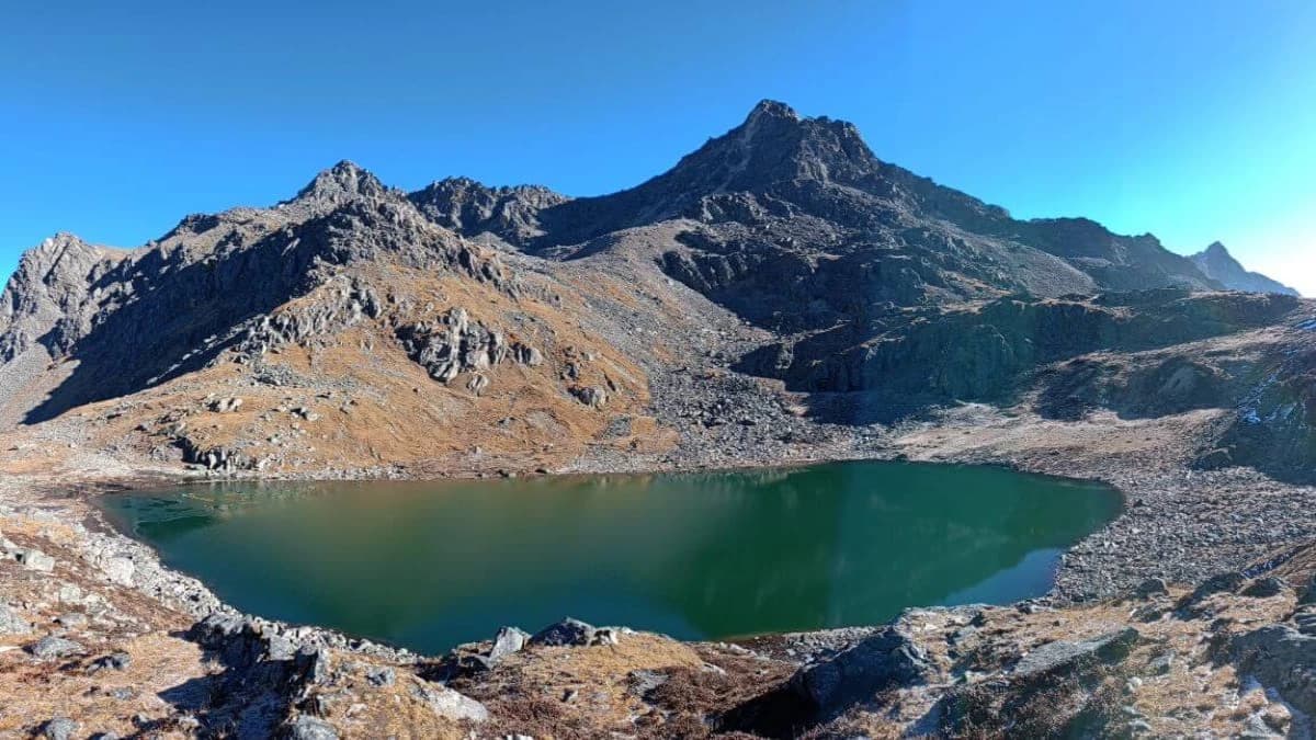 gosaikunda-lake