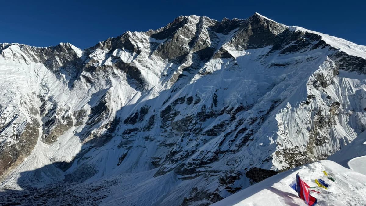 Island Peak Climbing - 16 Days