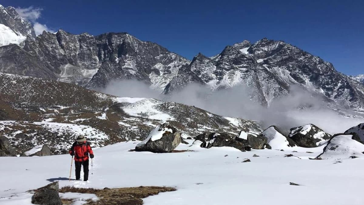 Lobuje Peak Climbing