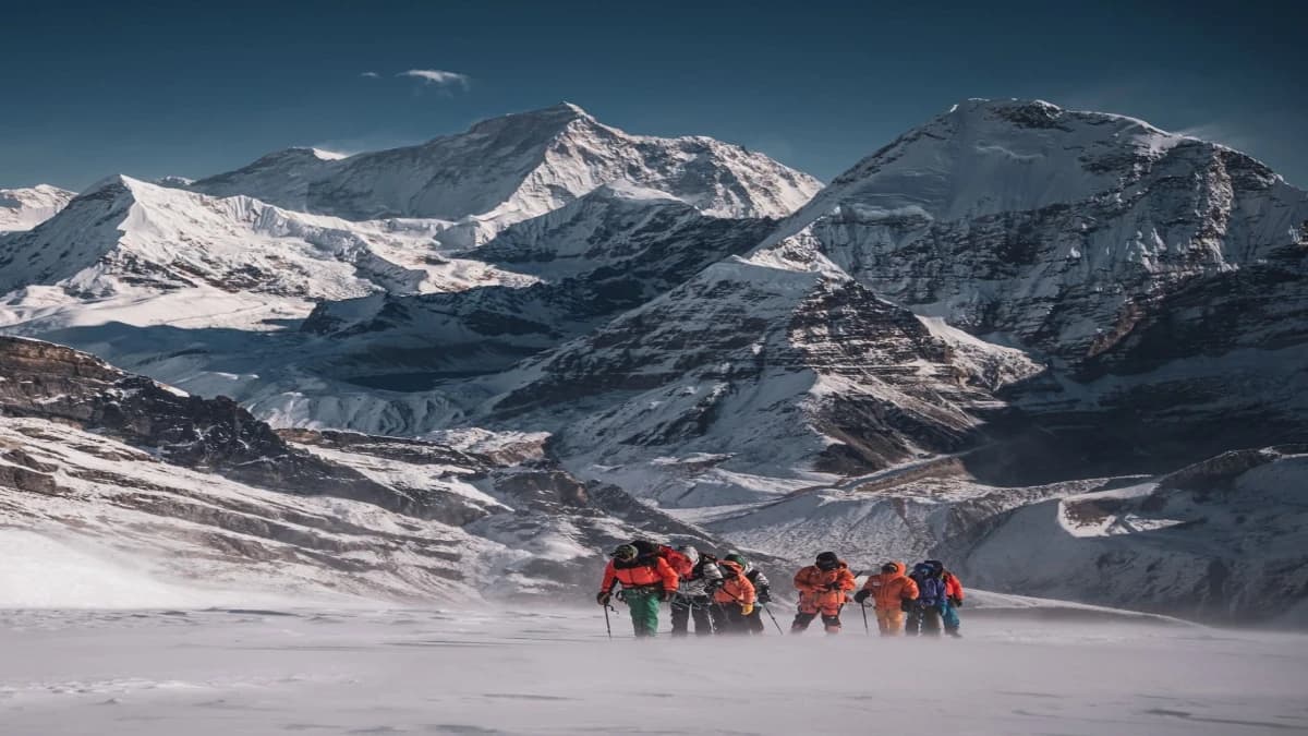 mera peak climbing short