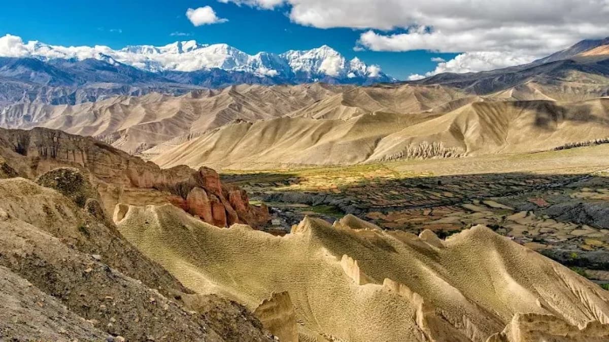 Upper Mustang Jeep Tour