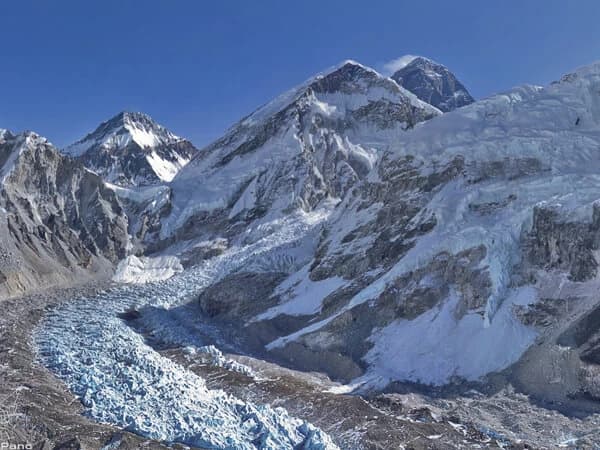 Everest Mountain Flight