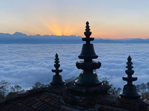 Kathmandu Valley Sightseeing Plus Nagarkot Sunrise View Trek
